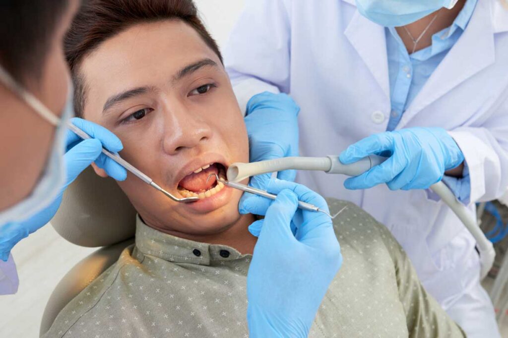 Implantología y cirugía oral en Leioa